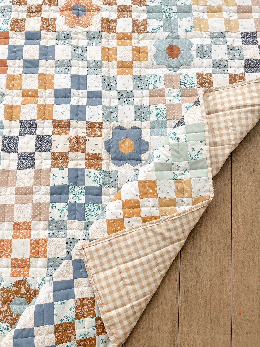 Free Library Nook Quilt Pattern for Earth Day